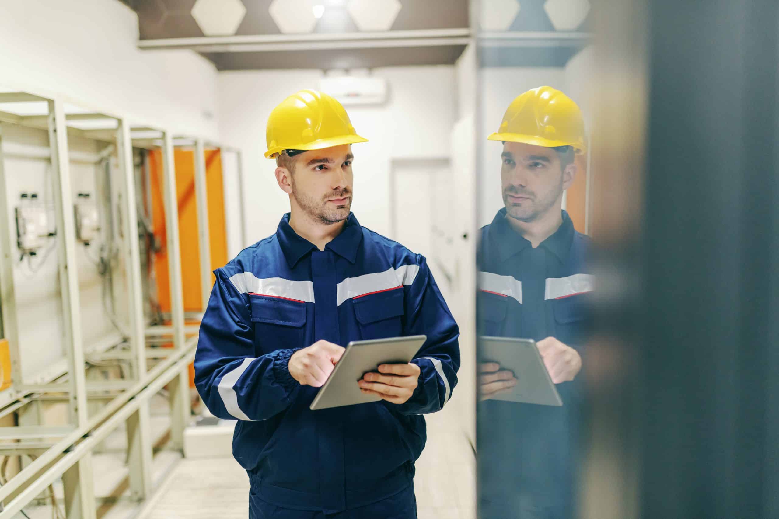 Service employee R&S